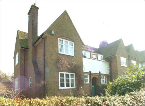 084 Erskine Hill